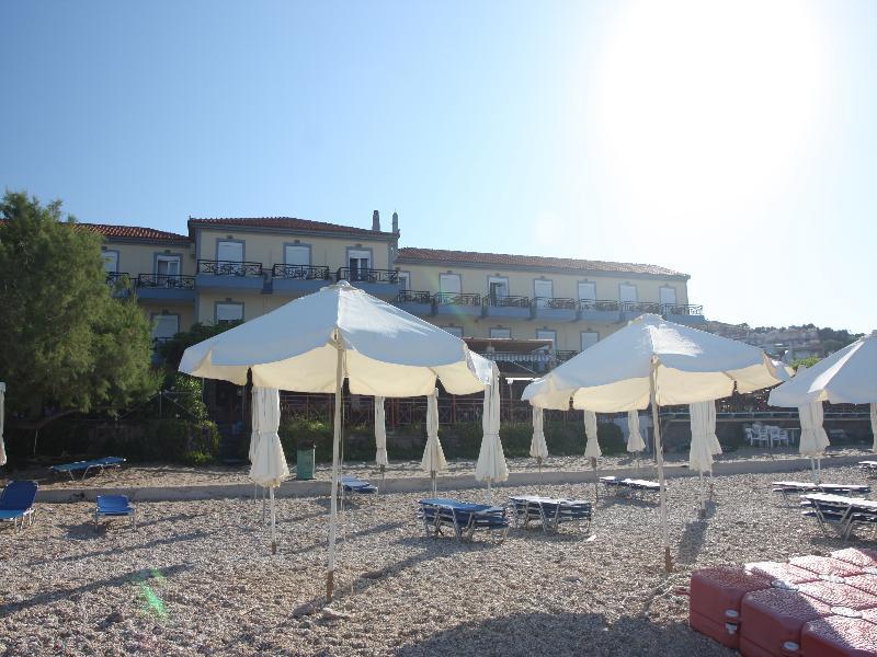 Pebble Beach Hotel Пломарион Экстерьер фото
