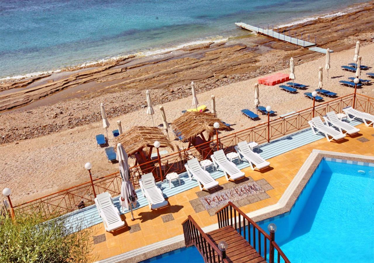 Pebble Beach Hotel Пломарион Экстерьер фото