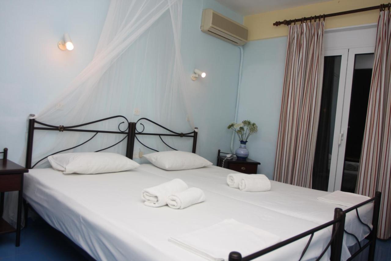 Pebble Beach Hotel Пломарион Экстерьер фото