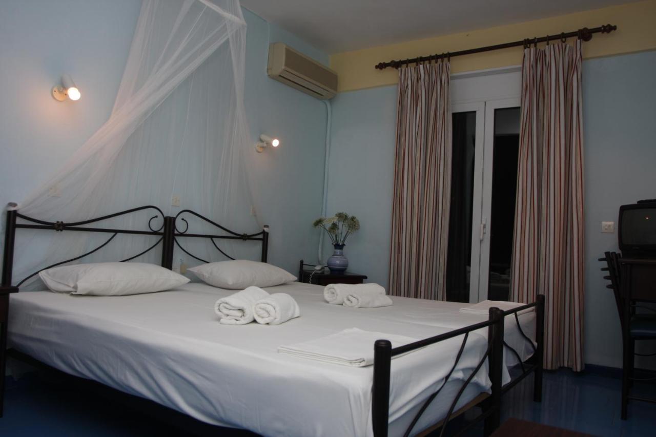 Pebble Beach Hotel Пломарион Экстерьер фото